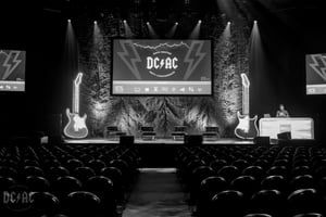 owmc-dcac-live-2021-BW